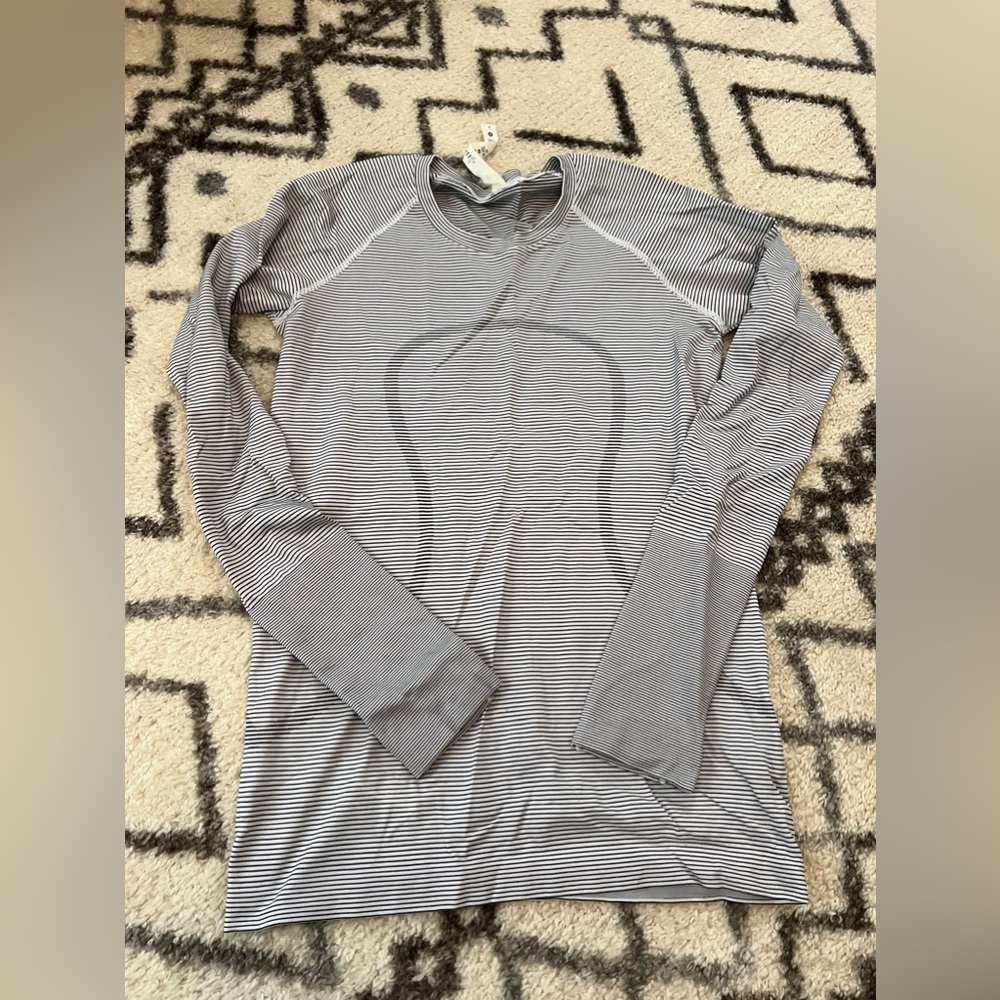 Lululemon Swiftly